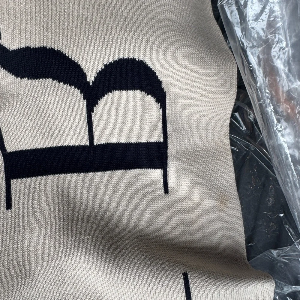 Burberry boys set - hat/scarf